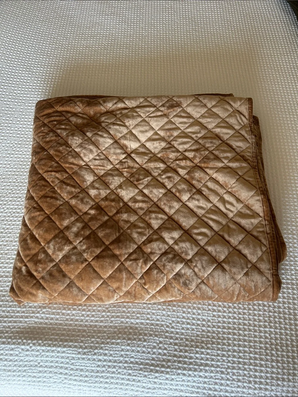 Threshold F/Q Velvet Quilt - Brown/Orange